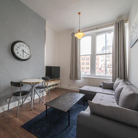 Spacious 2 Bedroom Apartment In Downtown London Exteriör bild