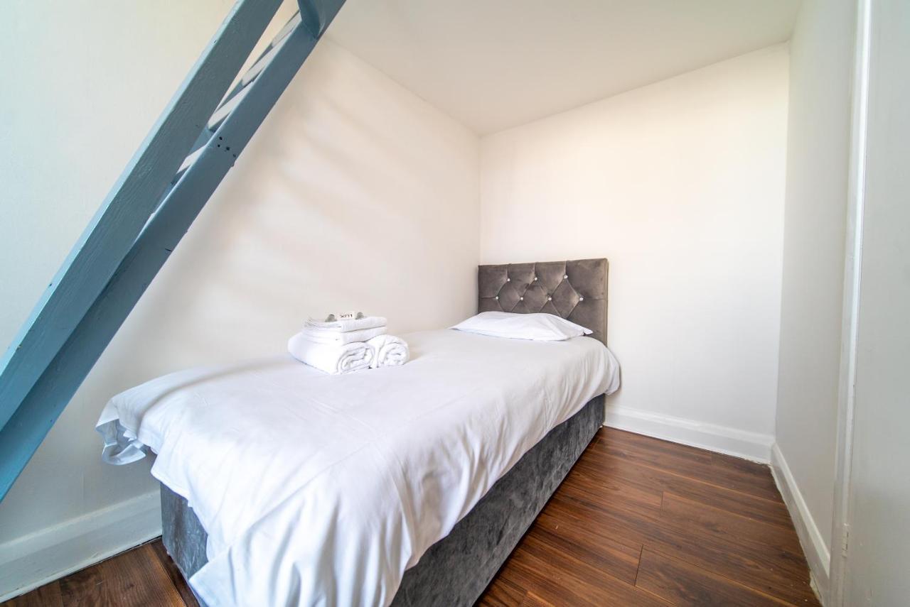 Spacious 2 Bedroom Apartment In Downtown London Exteriör bild