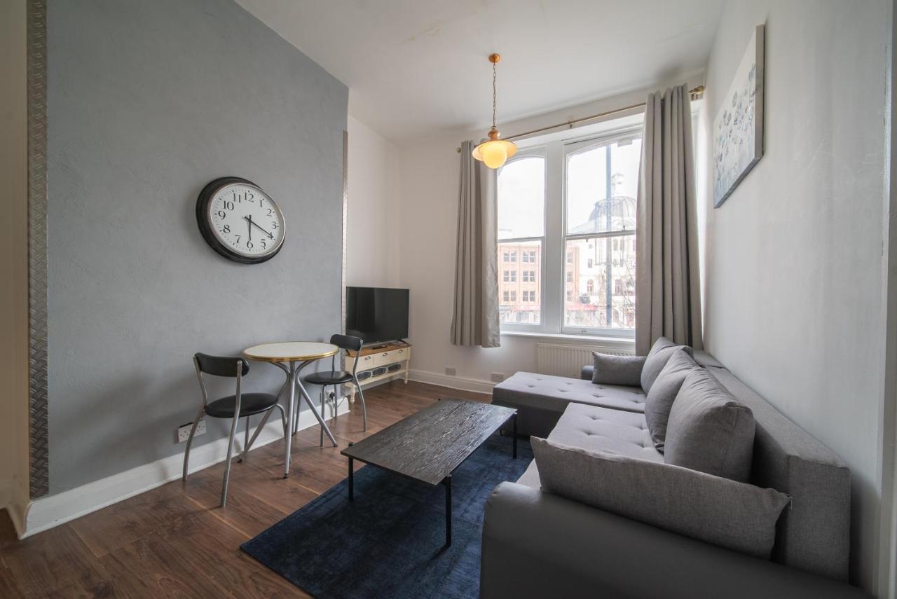 Spacious 2 Bedroom Apartment In Downtown London Exteriör bild